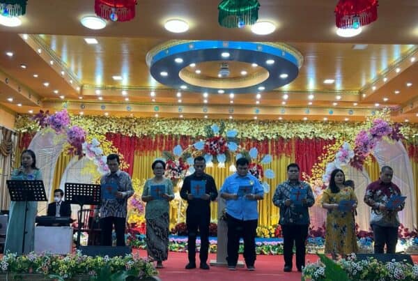Natal Gabungan BNNK Sumatera Utara di Pantai Bali Lestari Konsep Otomatis