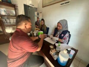 BNNK LABUHANBATU UTARA MERAYAKAN PASKAH HANI DENGAN AKSI DONOR DARAH